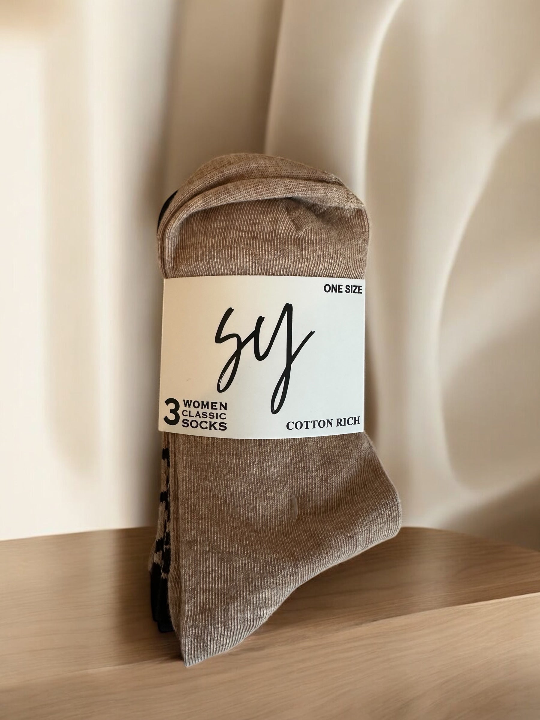 Chaussettes Femme – Beige Uni & Beige à Rayures Noires – Pack de 3 Paires