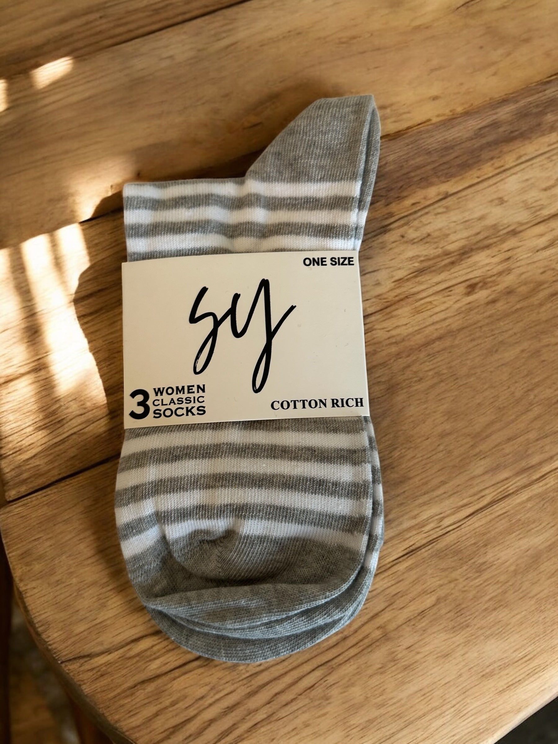 Chaussettes Gris Clair à Rayures Femme – Pack de 3 Paires